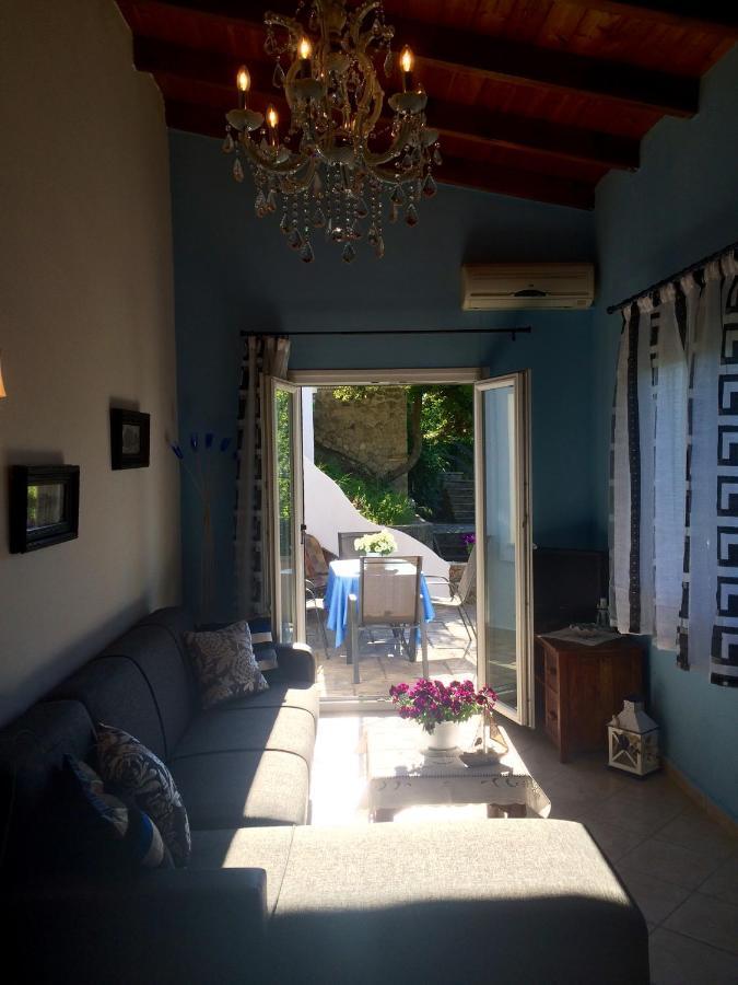 Villa Ermones Sapphire Vátos